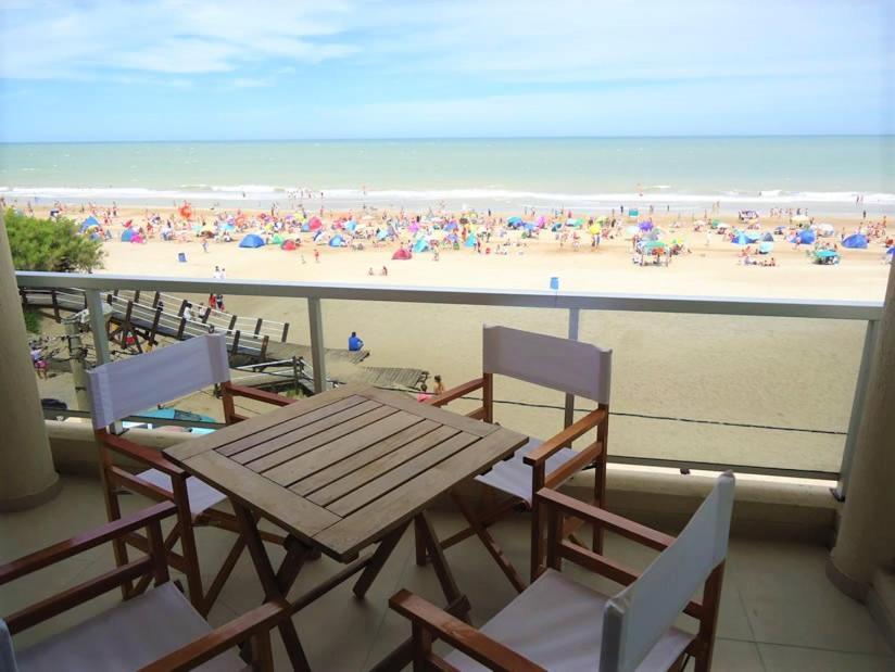 Hotel Tejas Rojas Villa Gesell Luaran gambar